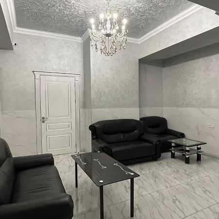 יירבאן Midcity Hostel מראה חיצוני תמונה