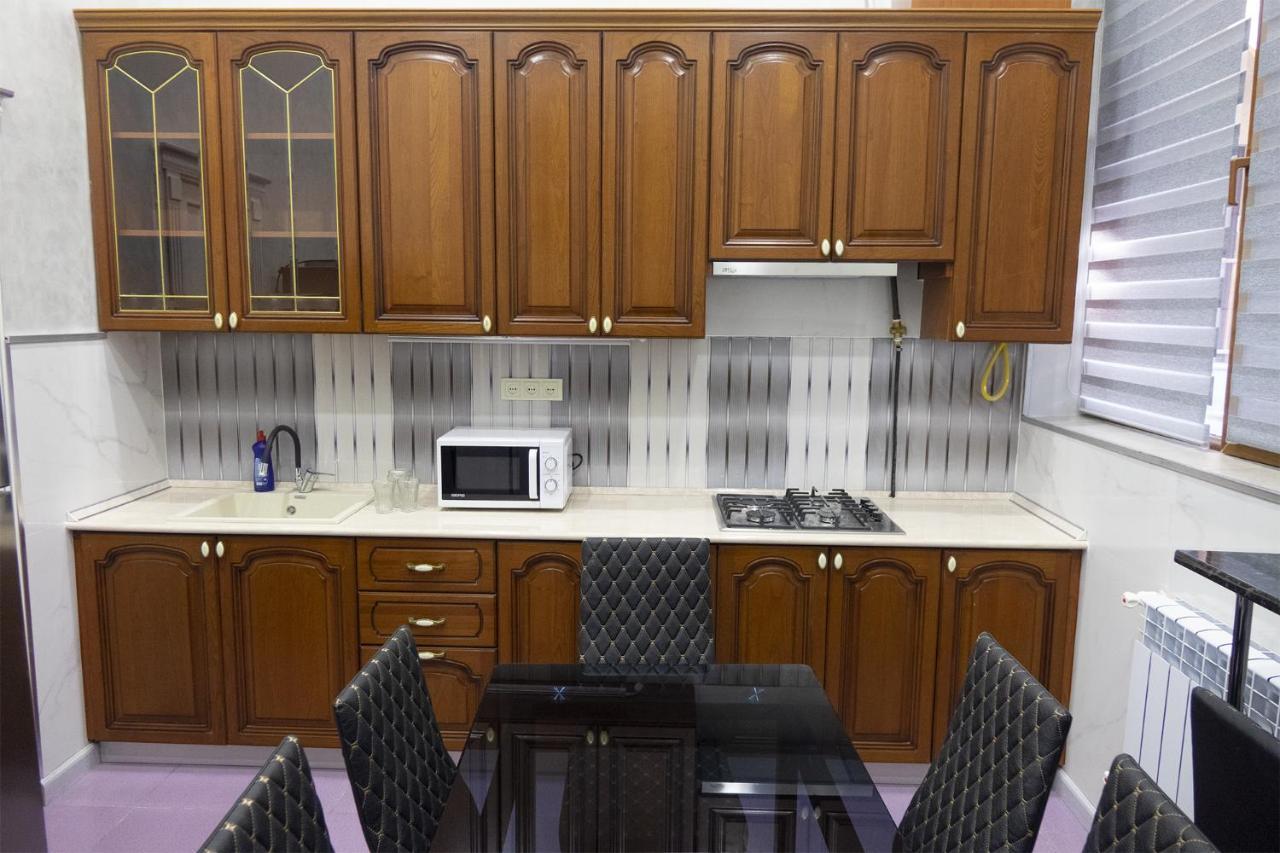 יירבאן Midcity Hostel מראה חיצוני תמונה
